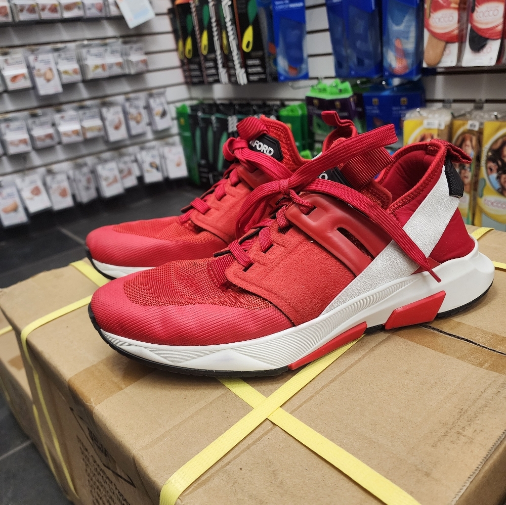 Mens Red Jago